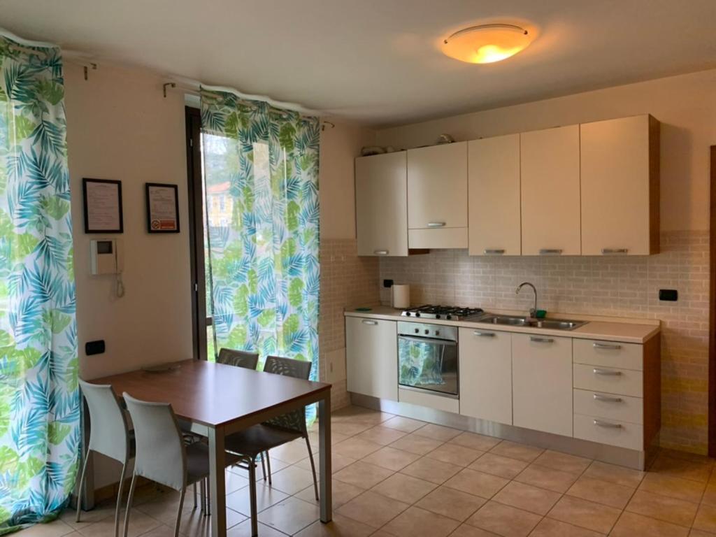 Mood - Flarer 21 Apartman Pavia Kültér fotó